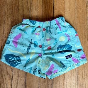 Patagonia baby baggies shorts 6-12 months